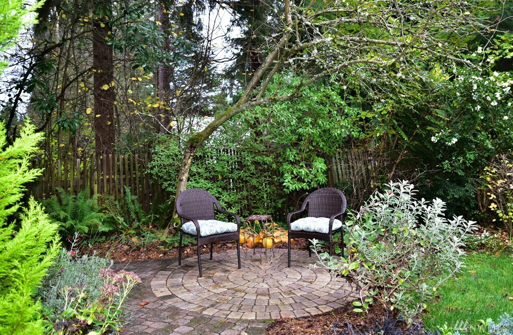 Property Photo:  4228 NE 92nd St  WA 98115 