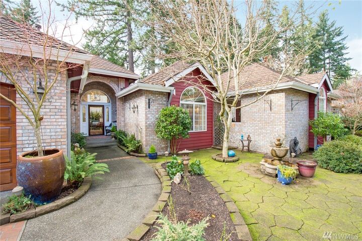 Property Photo:  11406 Madera Drive SW  WA 98499 