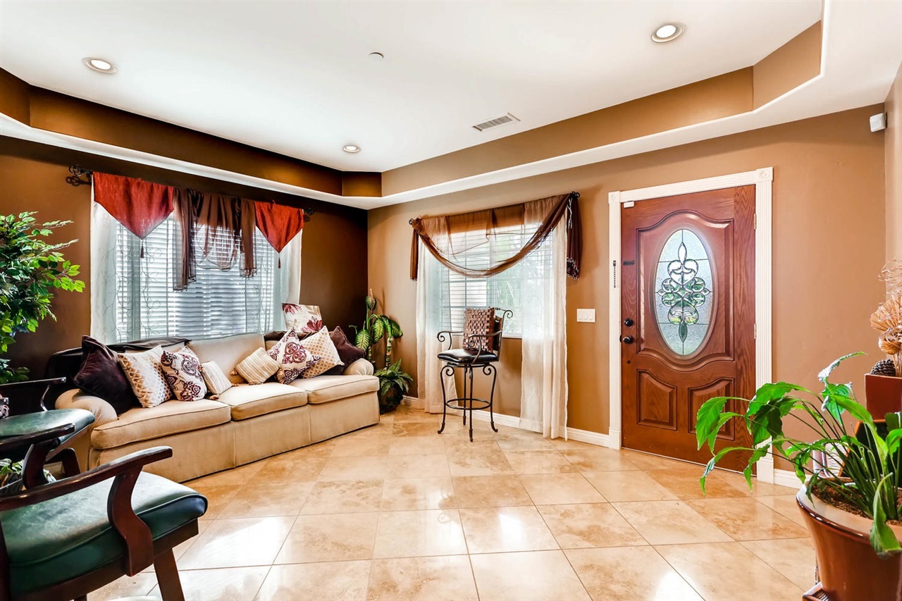 Property Photo: 804 Berkeley Way CA 92084