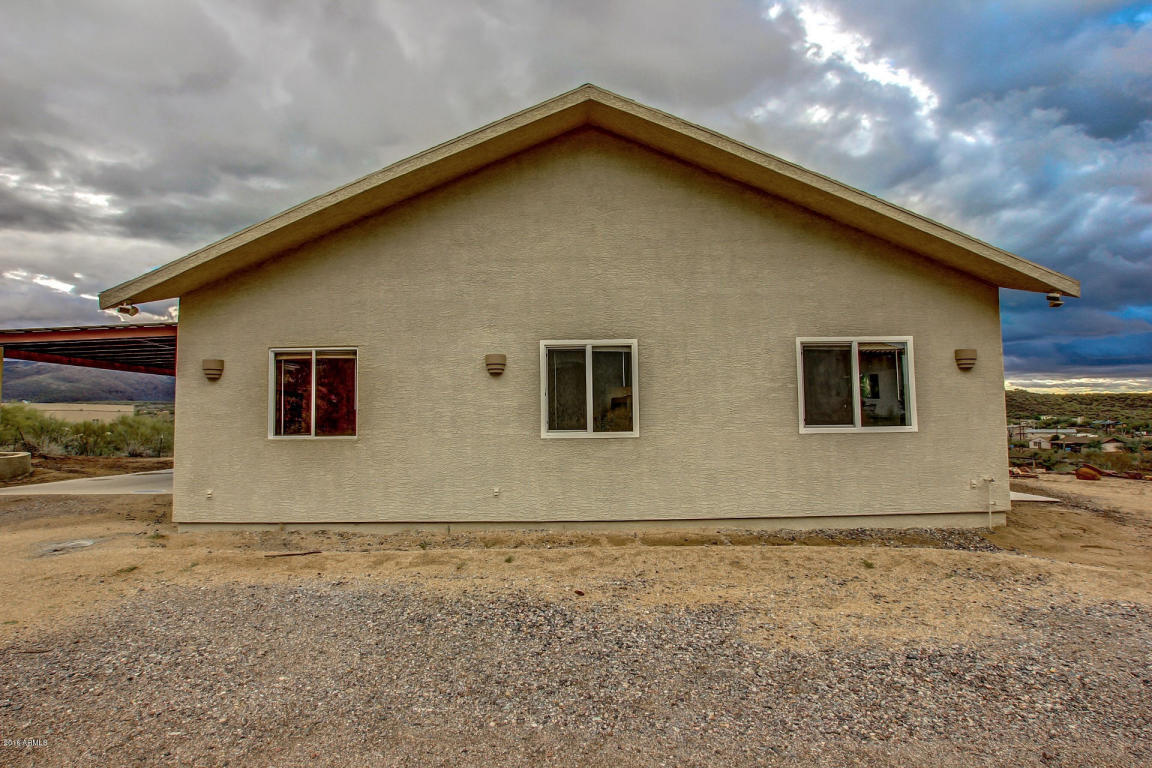 Property Photo: 804 W Roughrider Road AZ 85087