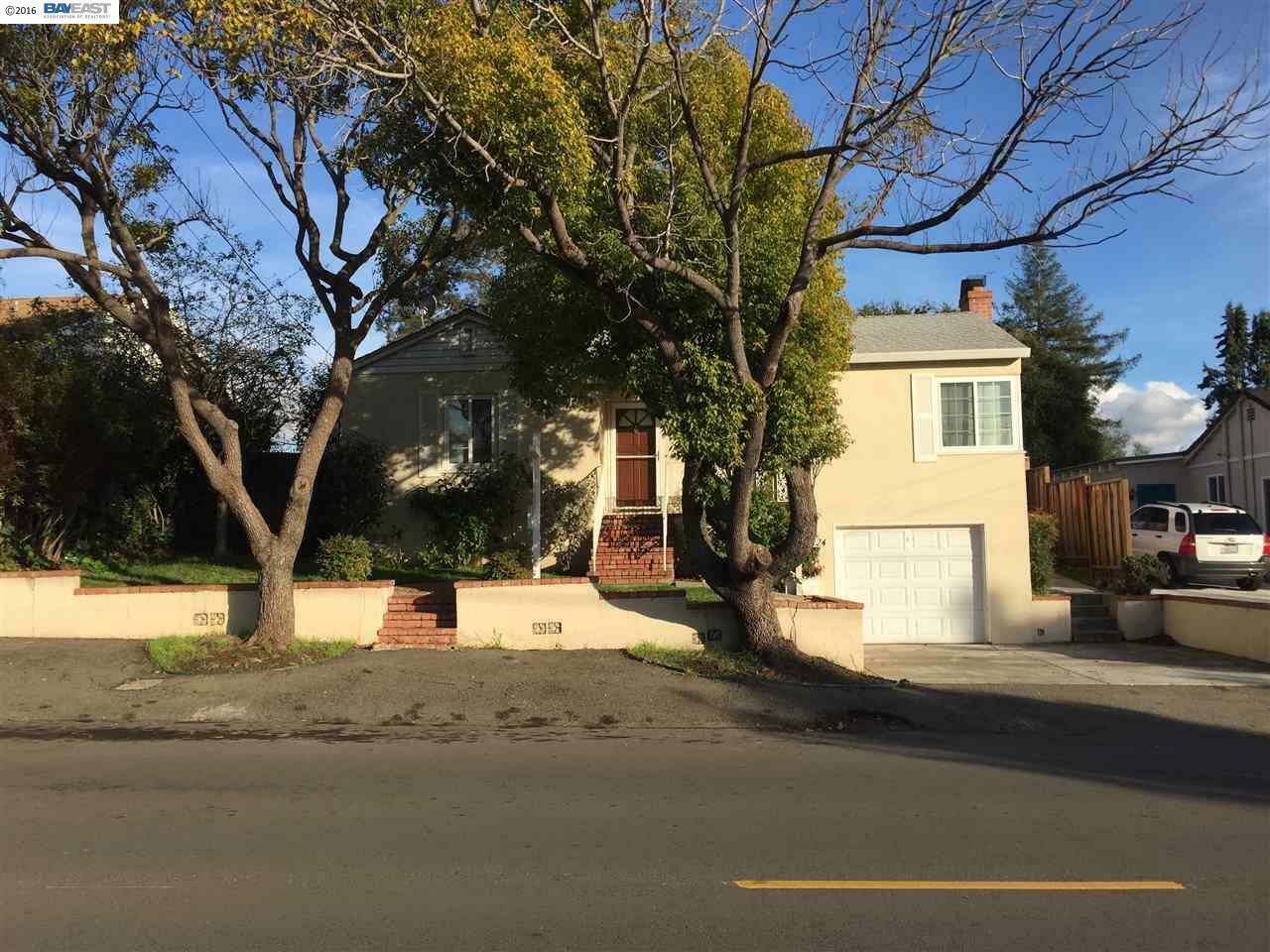 Property Photo:  19124 Parsons Ave  CA 94546 