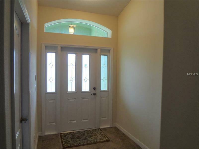 Property Photo:  1002 Pondview Court  FL 34689 