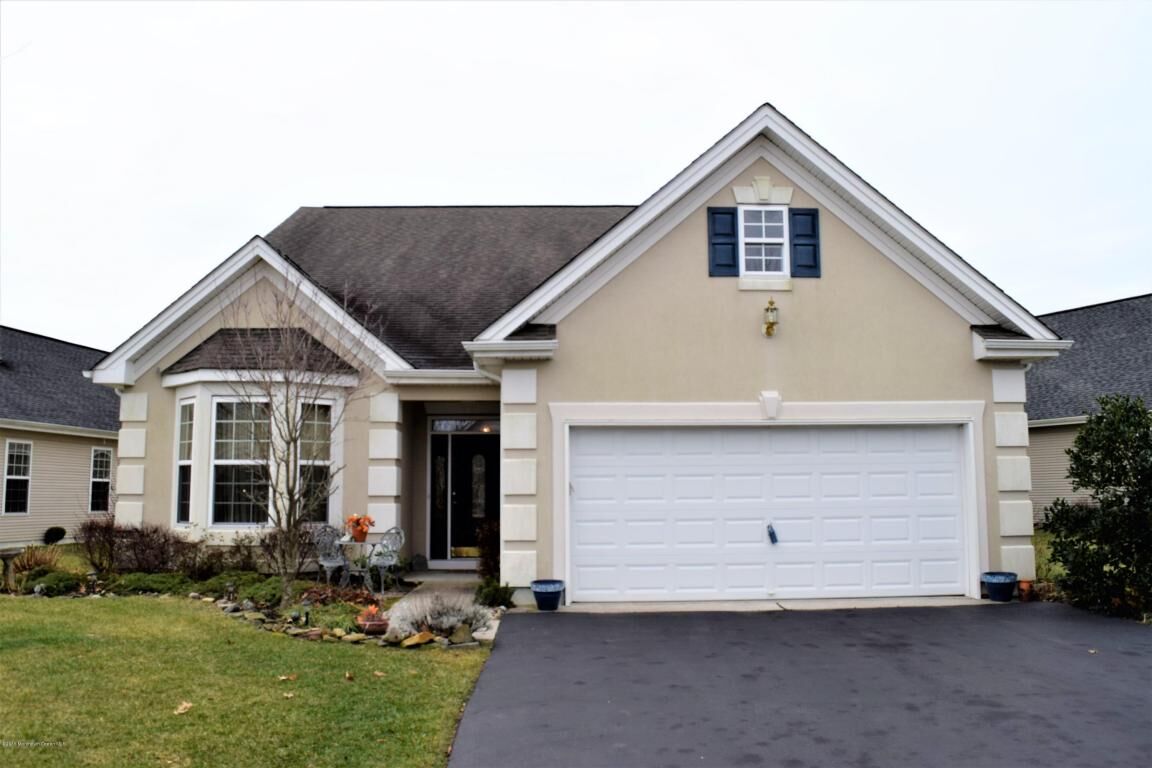 Property Photo: 32 Cromwell Lane NJ 08527