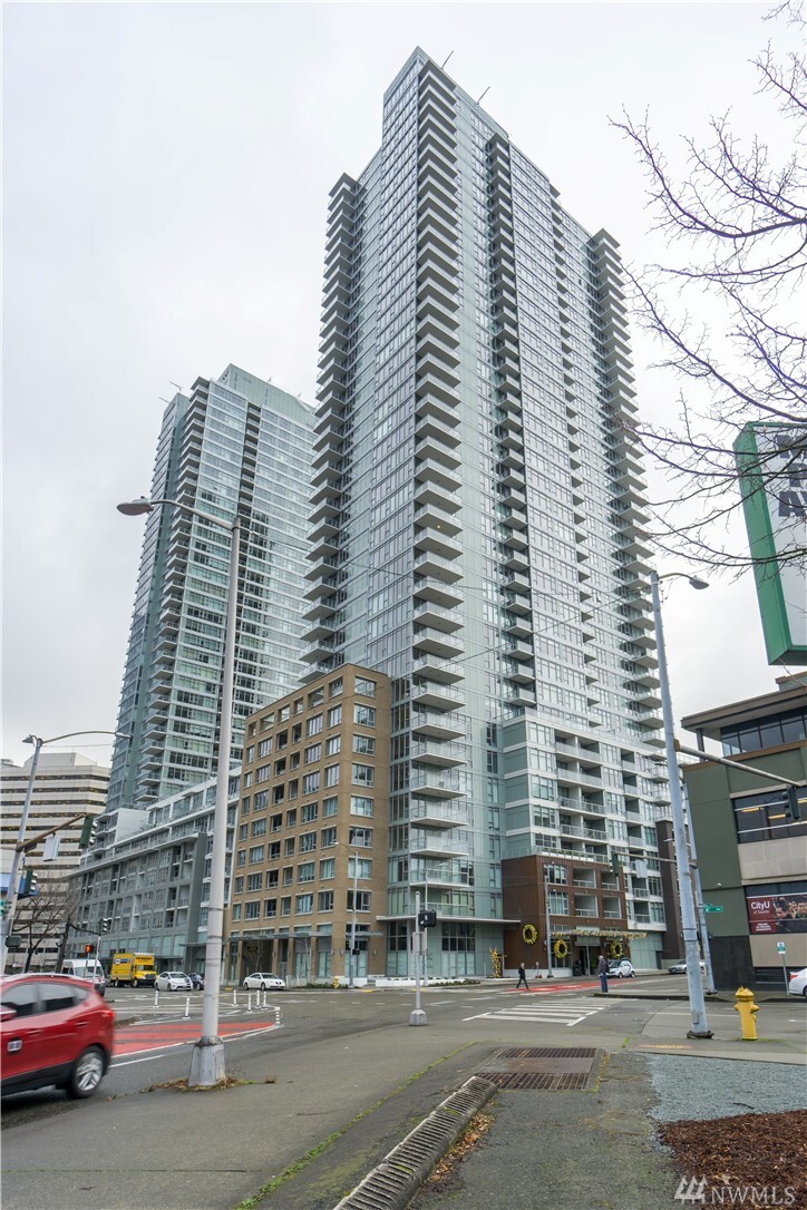 583 Battery St 816N  Seattle WA 98121 photo
