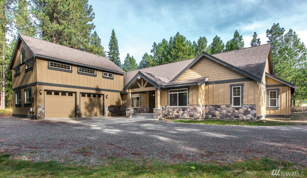 Property Photo:  140 Sierra Lane  WA 98940 