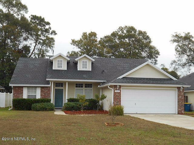 Property Photo: 2023 Oak Knoll Court FL 32218