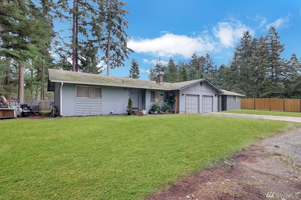 Property Photo: 3208 157th St E WA 98446