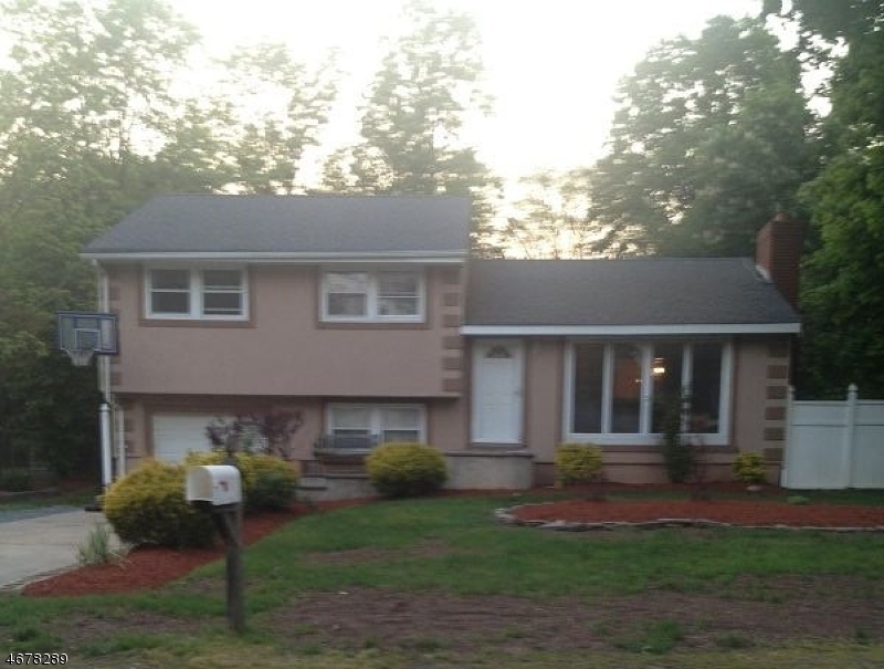 Property Photo:  22 Lake Ave  NJ 08873 