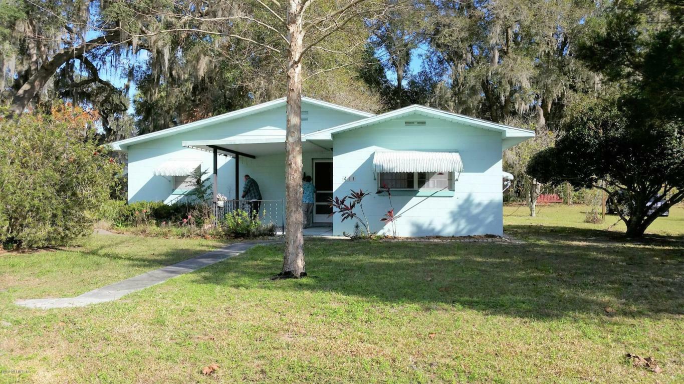 411 Chestnut Street  Crescent City FL 32112 photo