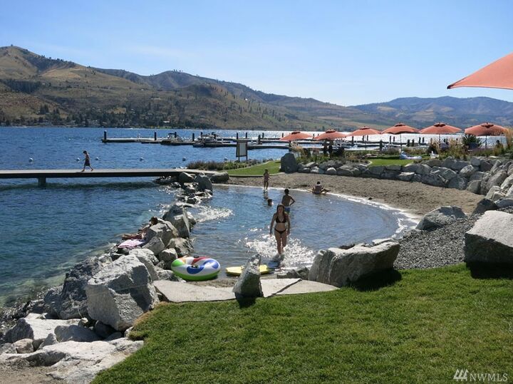 Property Photo:  192 Jackrabbit Lane  WA 98816 