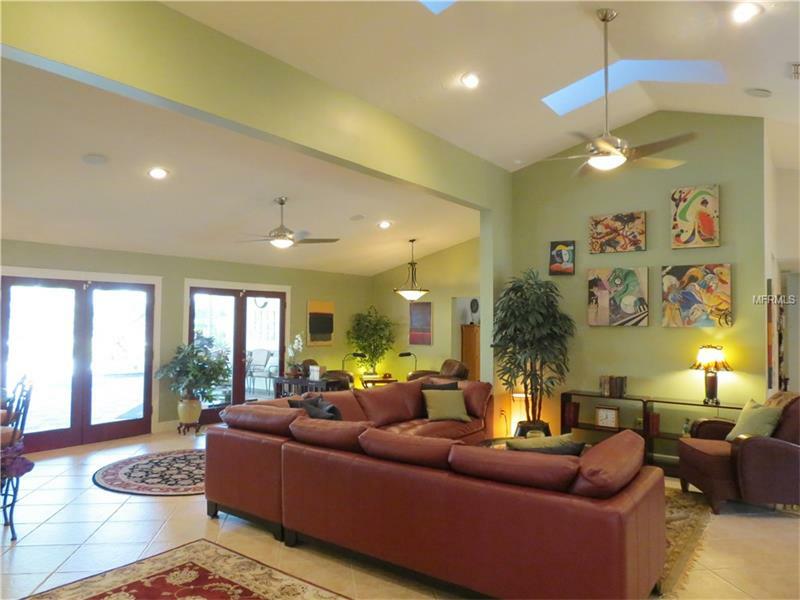 Property Photo: 8109 Misty Oaks Boulevard FL 34243
