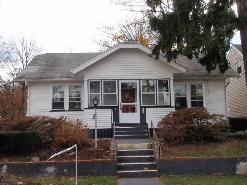 Property Photo: 81 Ozone Ave NJ 07009