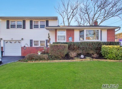 Property Photo:  53 Appletree Drive  NY 11788 