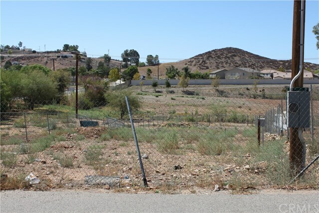Property Photo:  23971 Wells Place  CA 92587 
