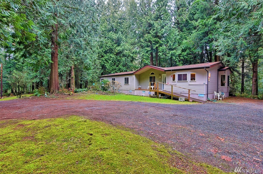 Property Photo:  533 Lakewood Rd  WA 98223 