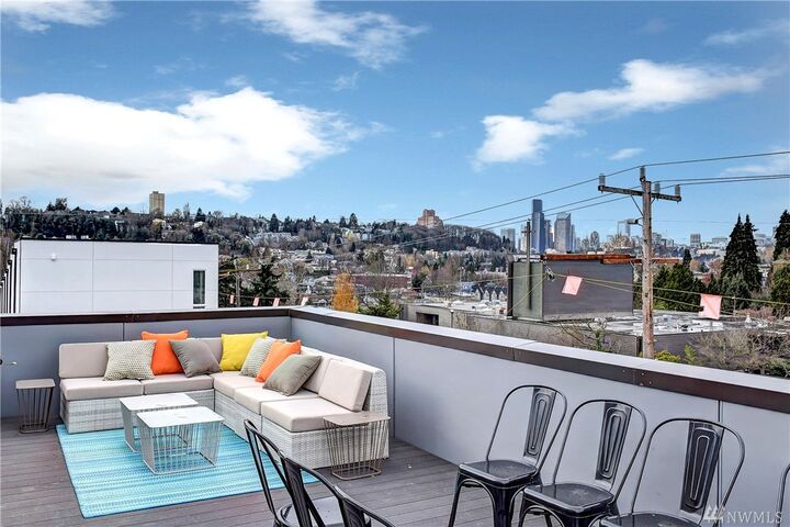 Property Photo: 2421 S Holgate St 14 WA 98144