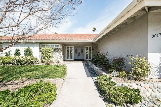 Property Photo:  3017 E Gainsborough Road  CA 92869 