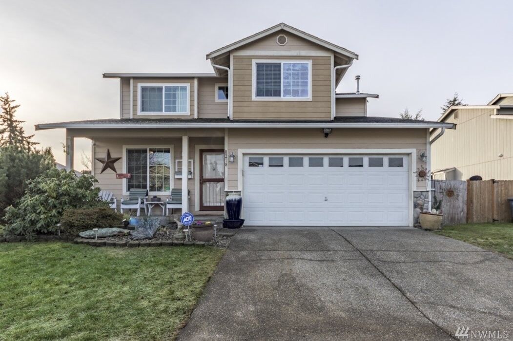 Property Photo:  8218 186th St Ct E  WA 98375 