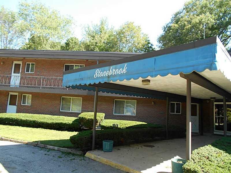 Property Photo:  72 West Shore Road 104  RI 02889 