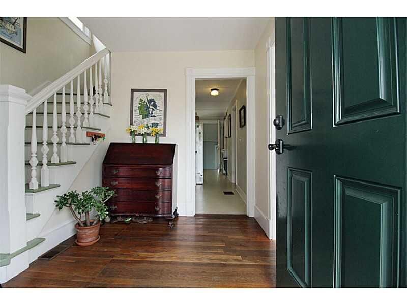 Property Photo:  6 Gillies Court  RI 02840 