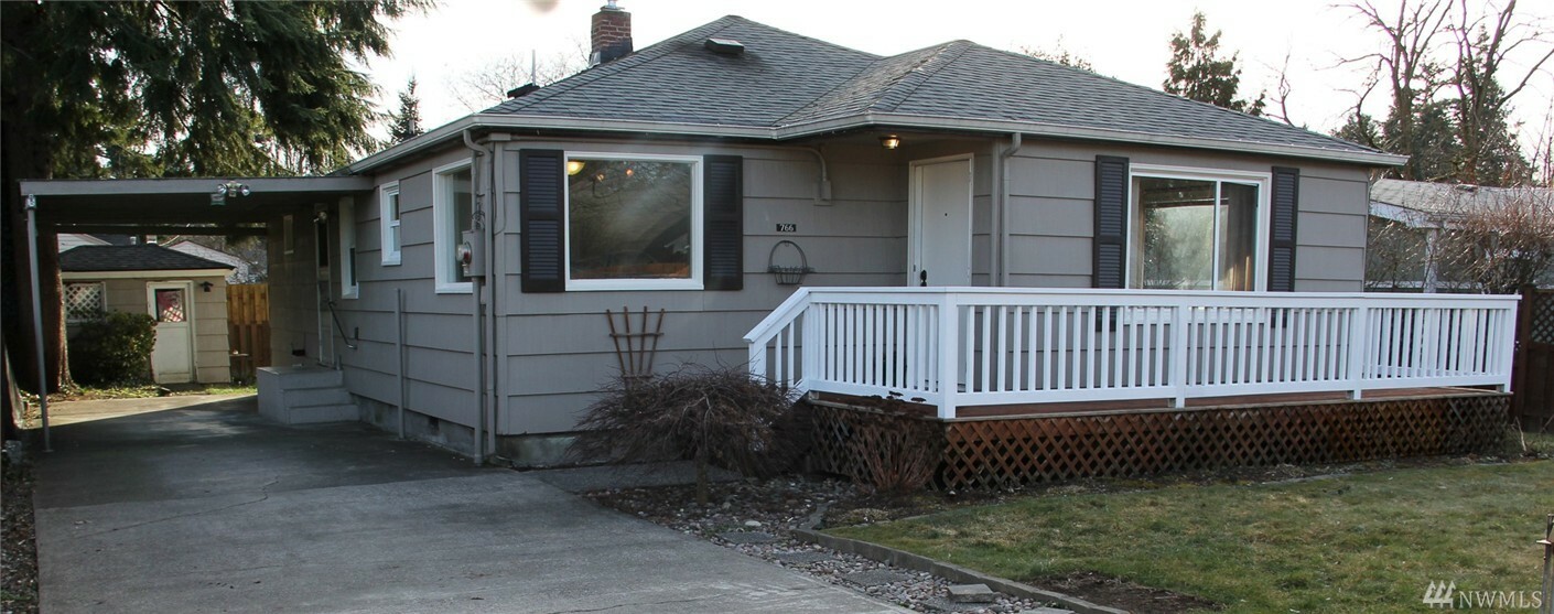 Property Photo:  766 113th St S  WA 98444 