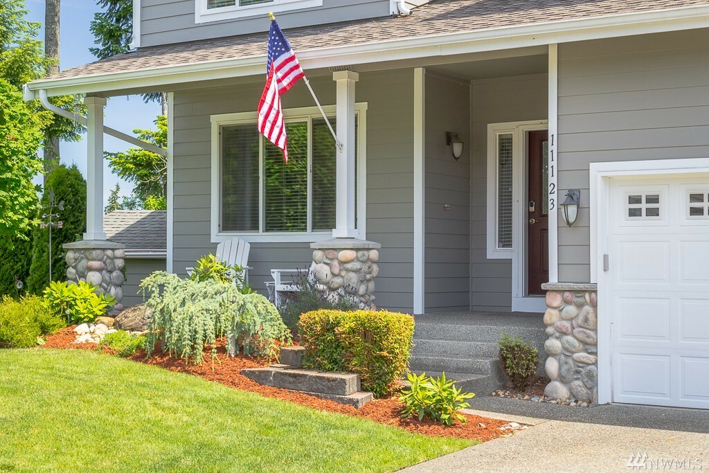 Property Photo: 11123 63rd Ave NW WA 98332