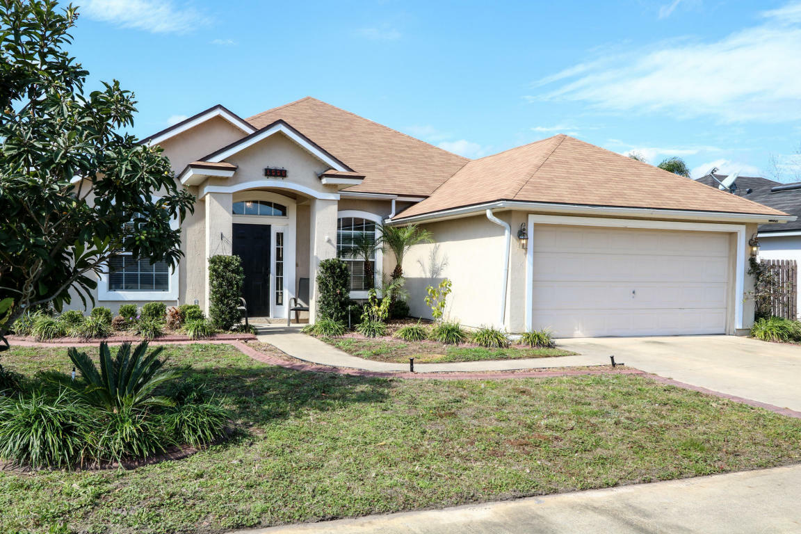 Property Photo:  1556 Glen View Street  FL 32068 