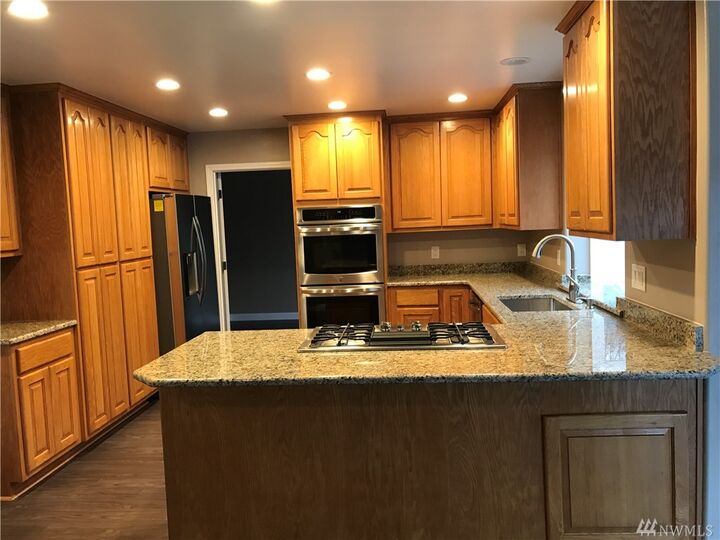 Property Photo: 29223 3rd Avenue NE WA 98292