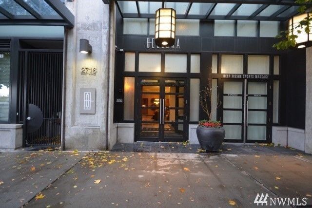 Property Photo: 2716 Elliott Ave 806 WA 98121