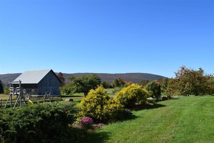 Property Photo:  1735 Quaker Street  VT 05443 