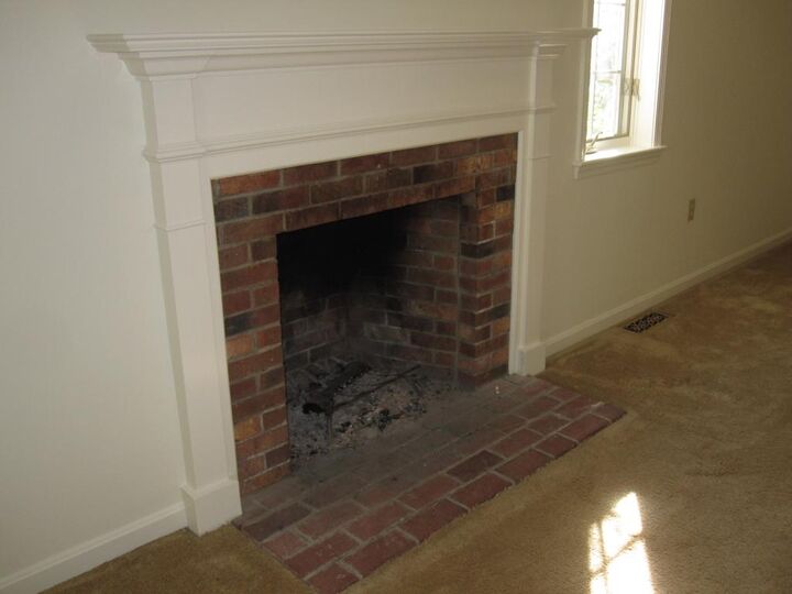 Property Photo:  16 Colonial Square 16  NH 03458 