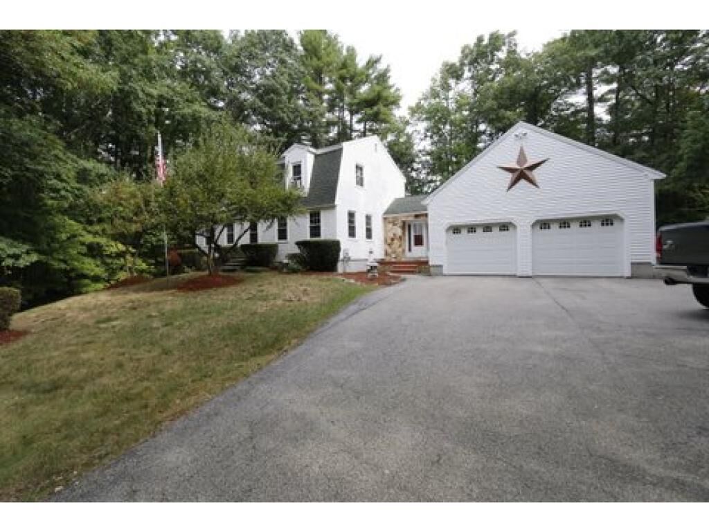 Property Photo:  23 Lilak Drive  NH 03032 