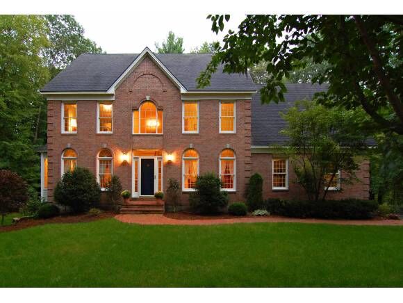 Property Photo: 19 Lancaster Lane NH 03110