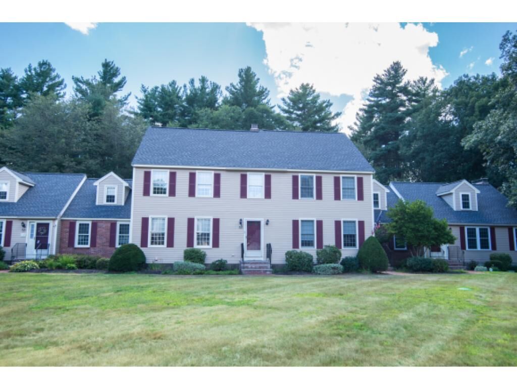 Property Photo:  14 Seaver Brook Lane 14  NH 03865 