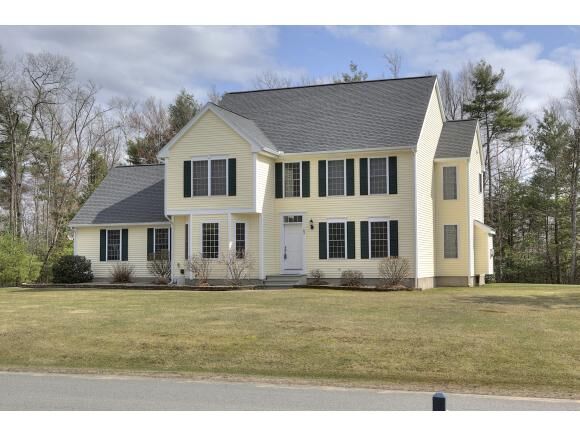 Property Photo:  63 Mountain View Court  NH 03055 