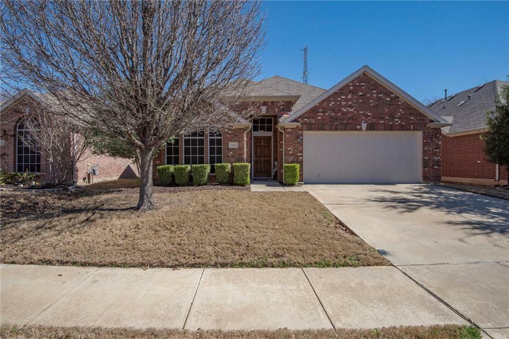 Property Photo:  10316 Tadpole Drive  TX 76244 