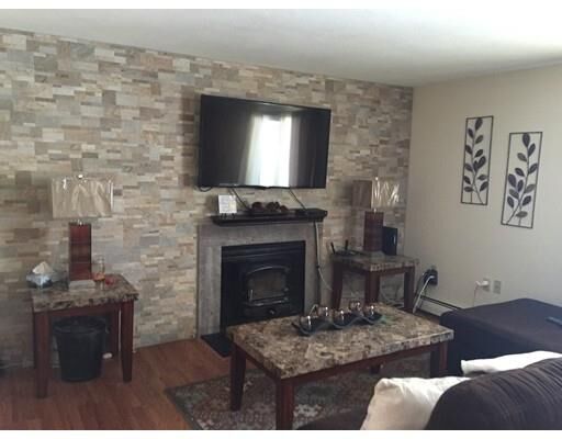 Property Photo:  218 Bayberry Hill Ln 218  MA 01453 