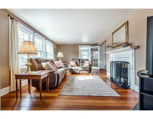 Property Photo:  5 Dumbarton Street  MA 01810 