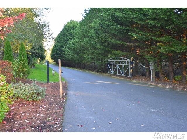 Property Photo:  18117 Bow Lake Lane  WA 98232 