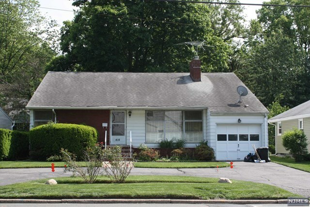 Property Photo:  414 New Bridge Rd  NJ 07621 