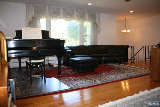 Property Photo:  42 Dimas Court  NJ 07640 