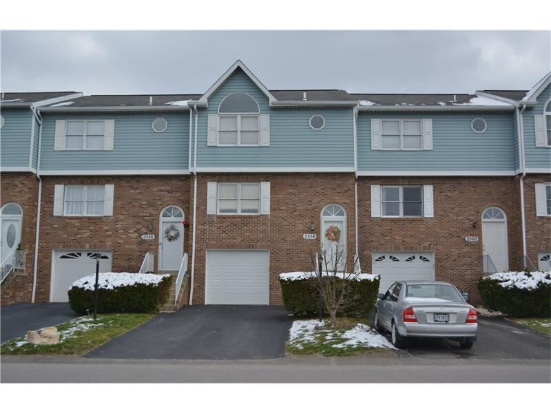 Property Photo: 2558 Hawthorne Dr PA 15071
