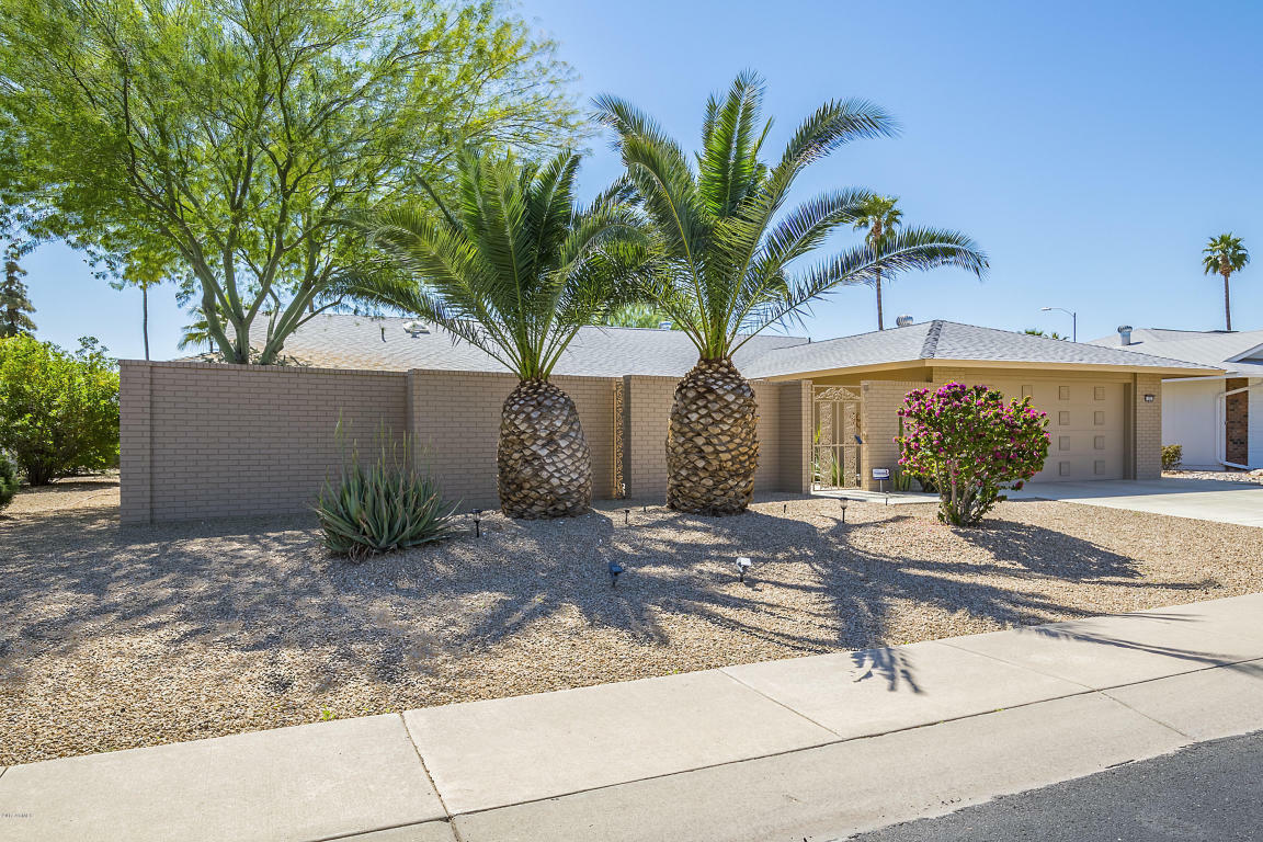 Property Photo:  13223 W Desert Glen Drive  AZ 85375 