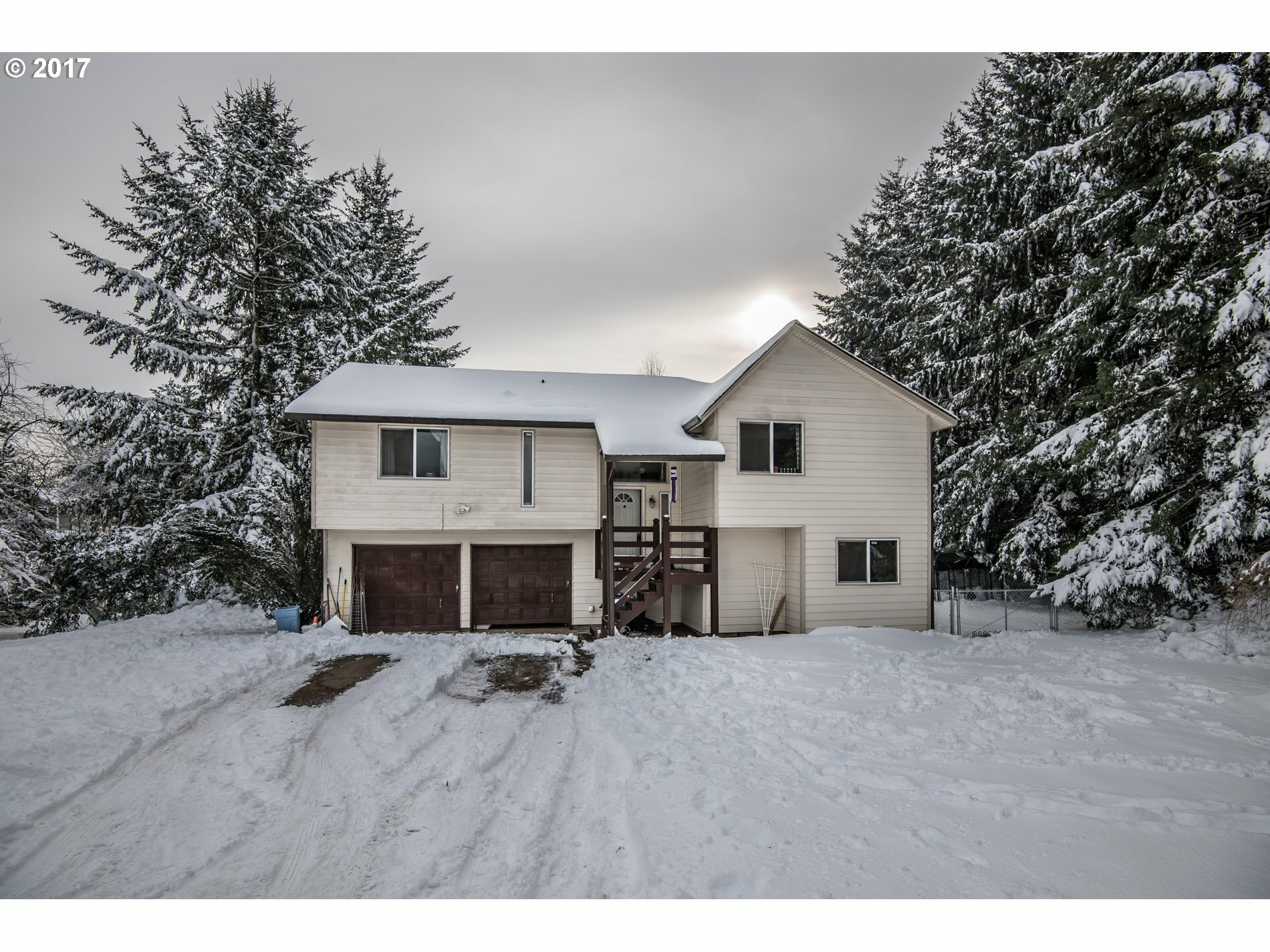 Property Photo: 713 NE 209th St WA 98642