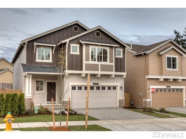 Property Photo: 5821 122nd Place SE 12 WA 98296