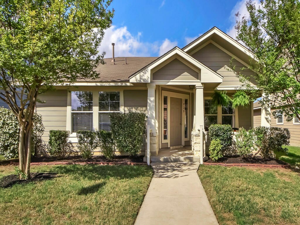 Property Photo:  1028 Berry Bend Path  TX 78664 