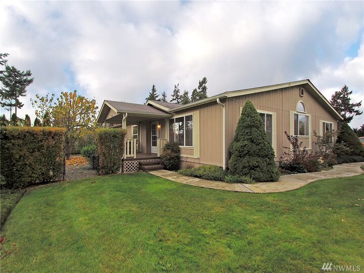 Property Photo:  40 Green Meadows Dr  WA 98382 