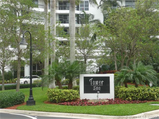 Property Photo:  3530 E Mystic Pointe Dr 1612  FL 33180 