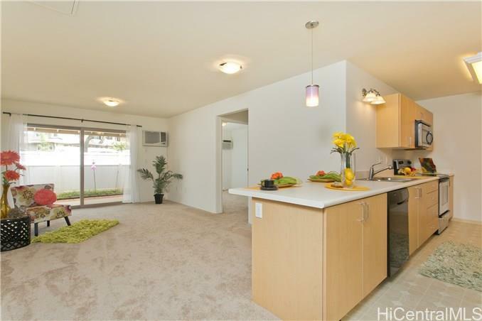 Property Photo:  95-991 Ukuwai Street 2202  HI 96789 