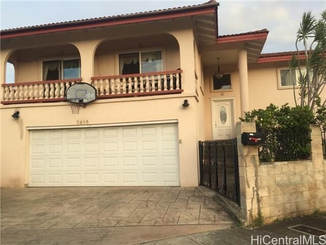 1419 Kokea Street  Honolulu HI 96817 photo